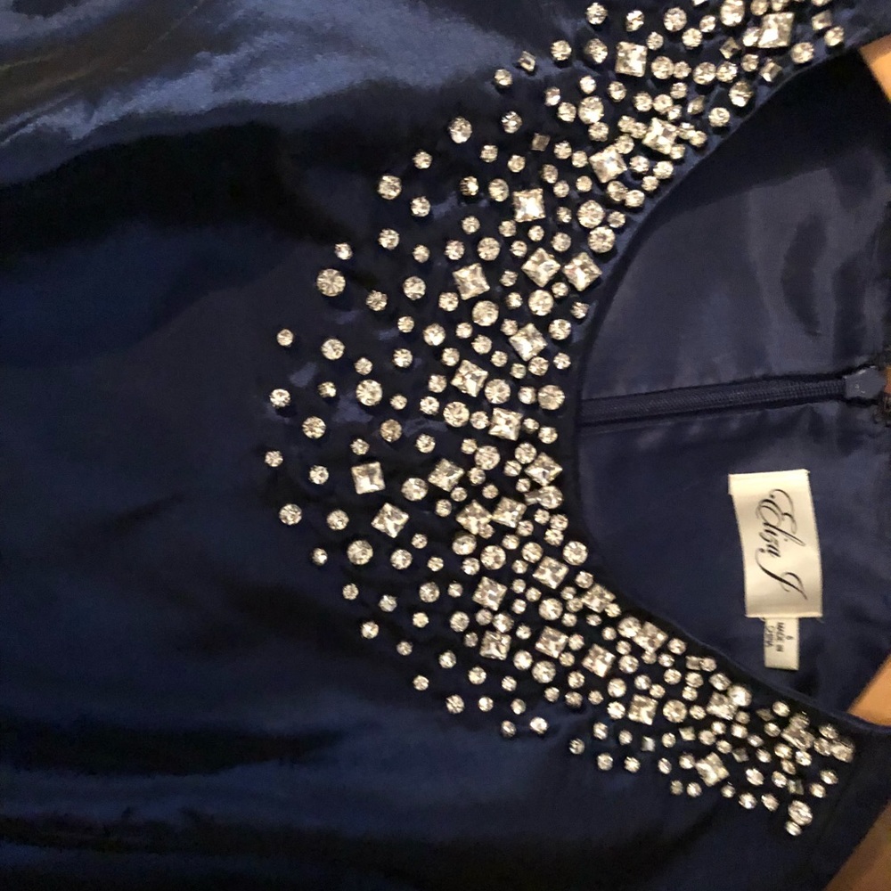 Dress - Picture 3 of 6